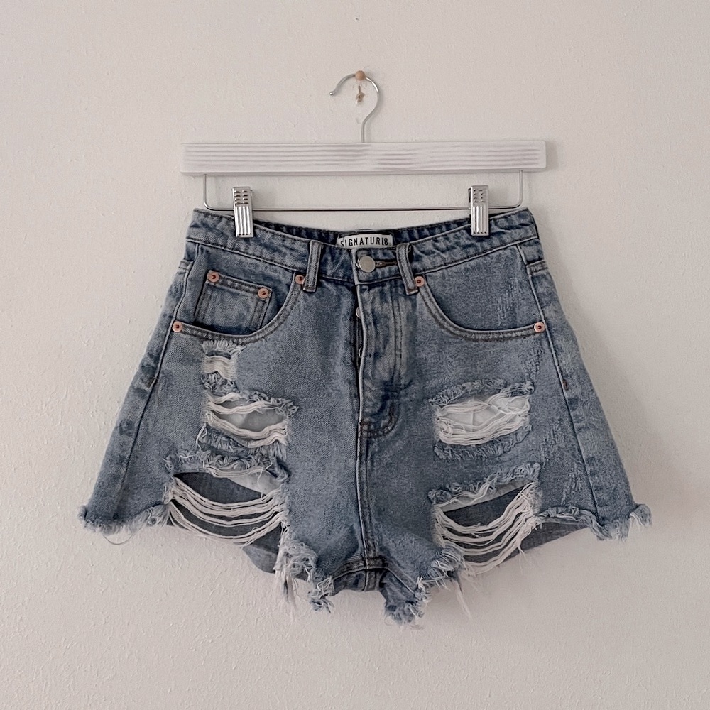 Signature8 Jean Shorts High Rise Button Fly Distressed Blue Jean Short